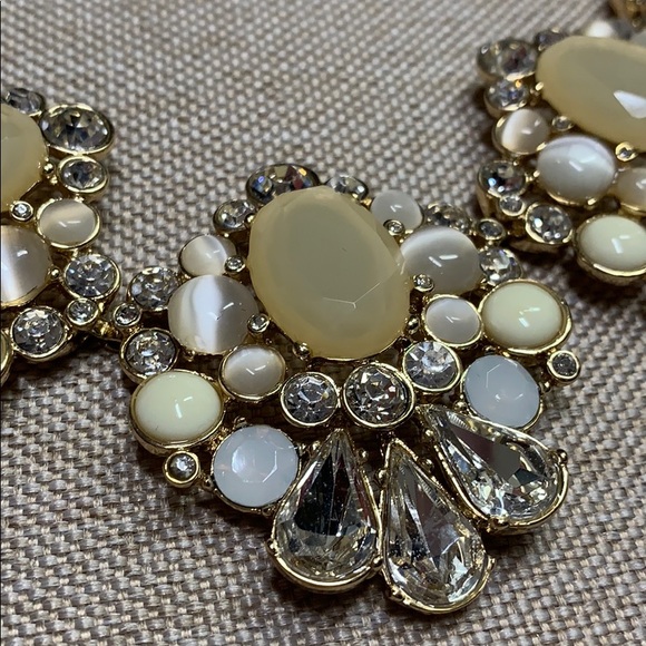 Banana Republic Statement Necklace - Picture 3 of 5